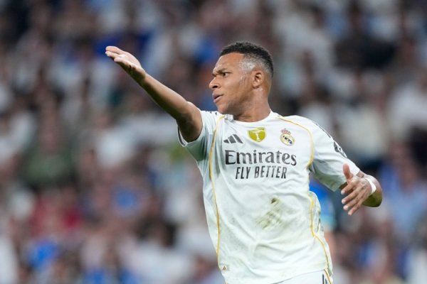 Longzero: Mbappe đã trở thành 