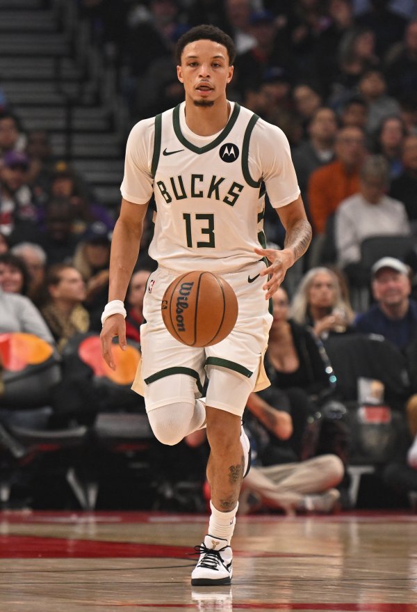 Màn trình diễn này thật bất ngờ! Rollins thực hiện 8% trong số 11 quả 3 điểm, 26 điểm, 4 trên 4 và 25 điểm với 4 pha kiến ​​​​tạo và 4 lần đánh cắp.