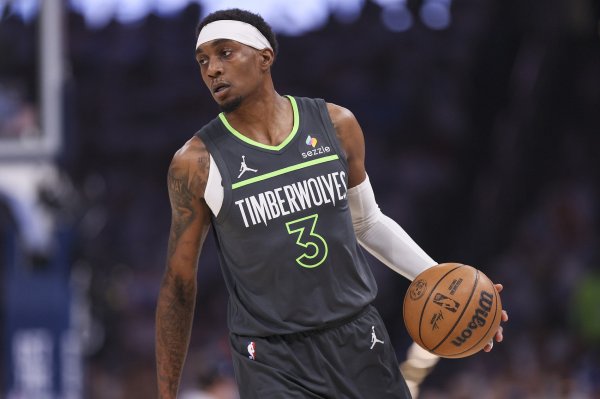 Finch: Maidan chơi rất tự do và đưa ra những quyết định tuyệt vời trong pha tấn công với hiệu quả cao.