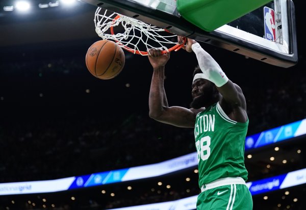 Cota: Đối thủ bảo vệ người bắn của chúng tôi rất chặt chẽ. Tôi phải thu hút hàng phòng ngự và kết nối với các đồng đội của mình.