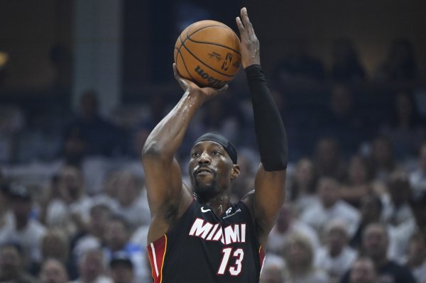 Trò chơi kết thúc vào hiệp cuố